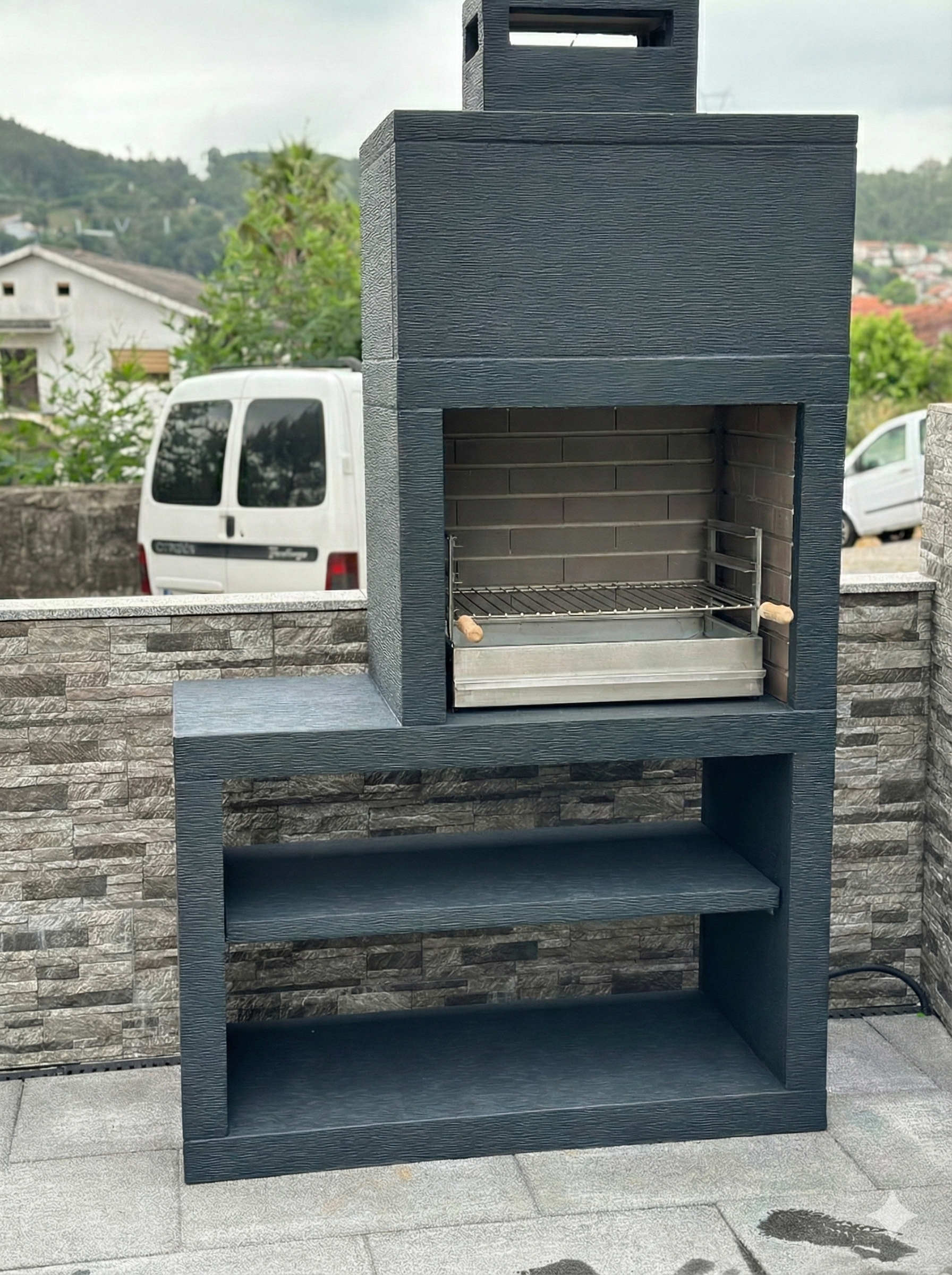 Linie 12 – Moderner Grill mit Seitenmodul (4 Farben) – inkl. 60 cm Edelstahlrost