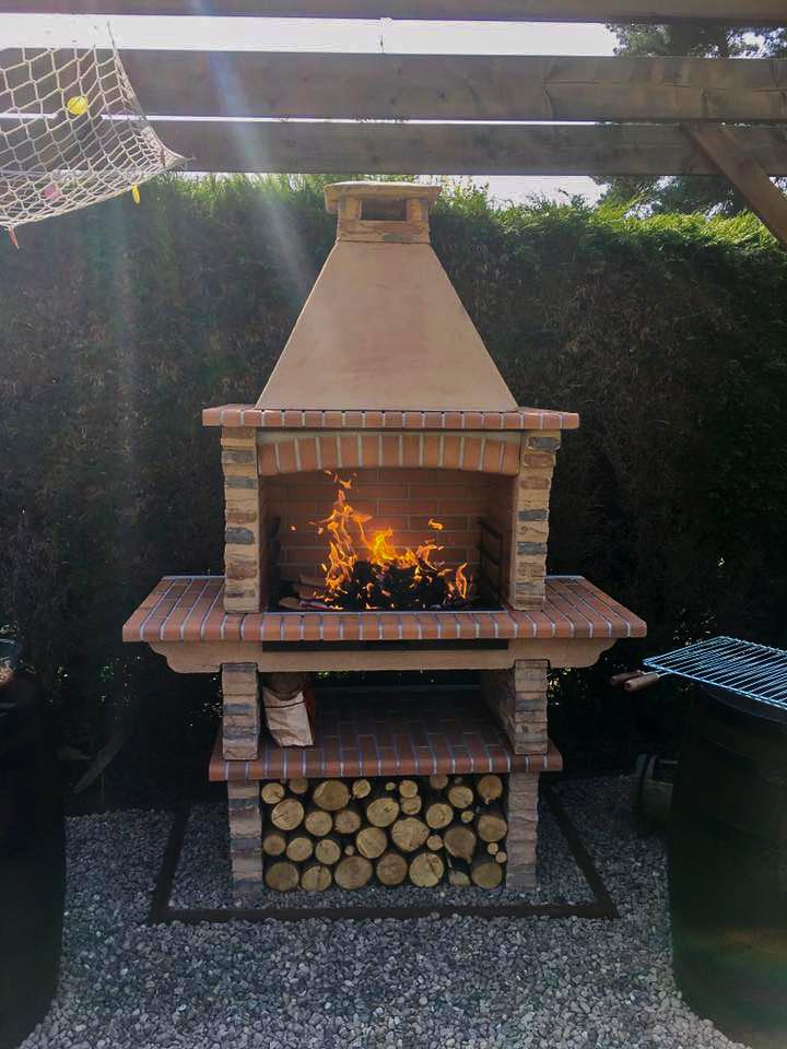 Riviera XL Stein-Grill – Modell 421 | Große Feuerstelle 83 cm