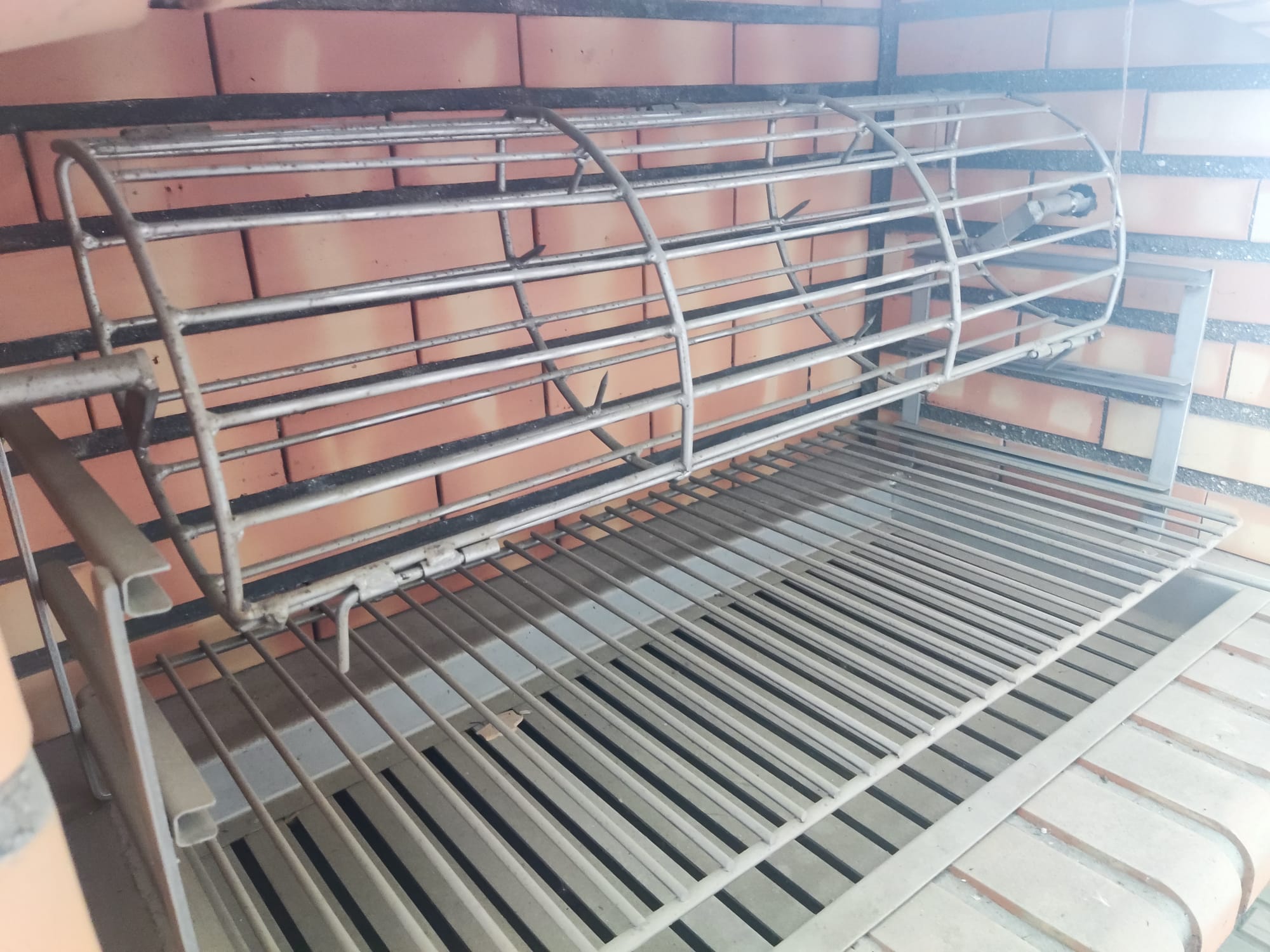 Spanferkel-Grillrost Edelstahl + Elektromotor (für Terracotto/Rustika/Nexa/Inoxa Grills)