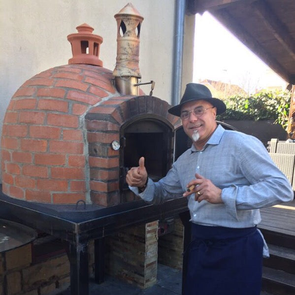 ROTERRA Holzofen – Gemauerter Pizzaofen und Drehspieß