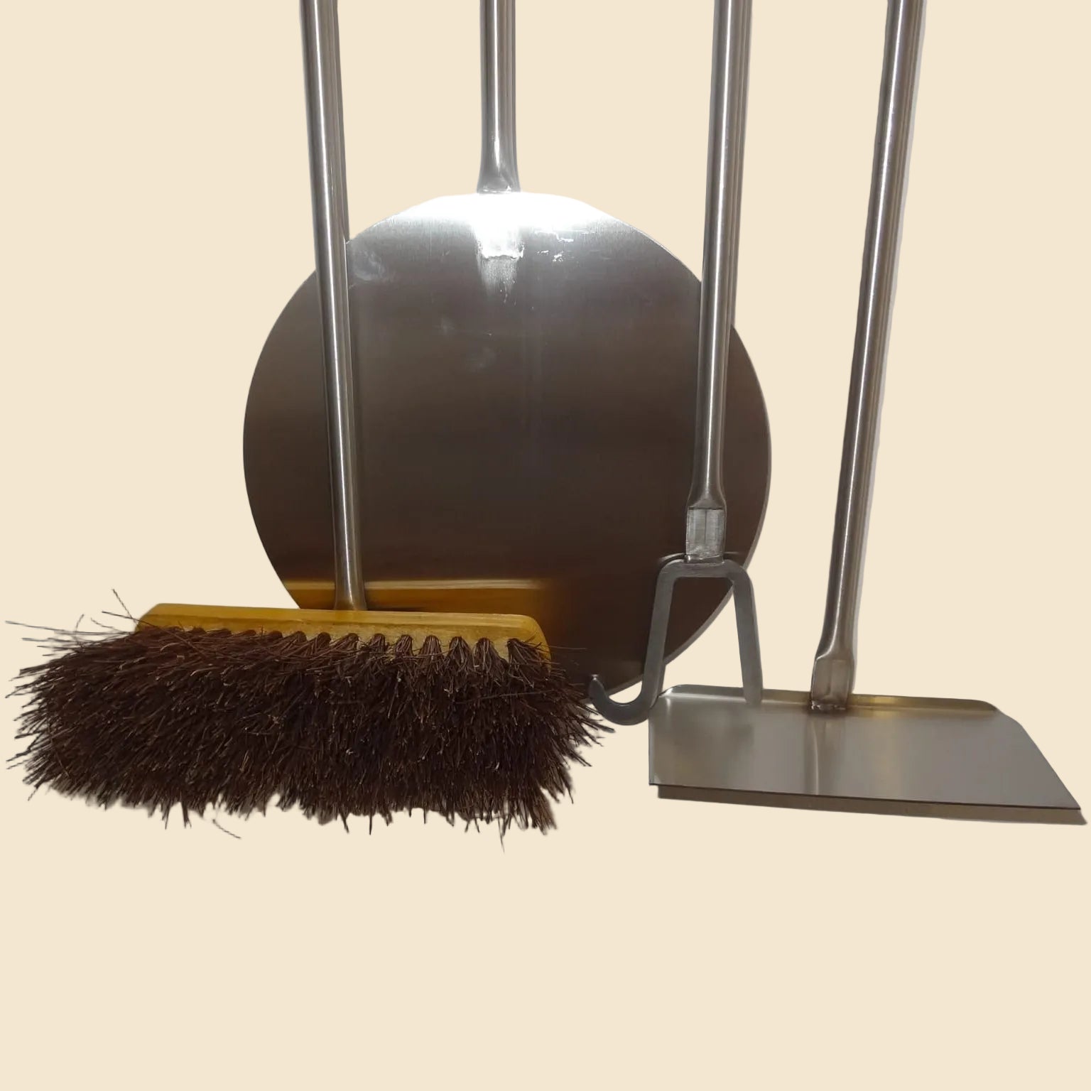 Ofen-Werkzeugset aus 100 % Edelstahl – 4 Werkzeuge + Wandhalterung (140 cm)